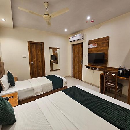 Hotel Bkc Garden - Near Us Embassy Bkc Bombaj Zewnętrze zdjęcie