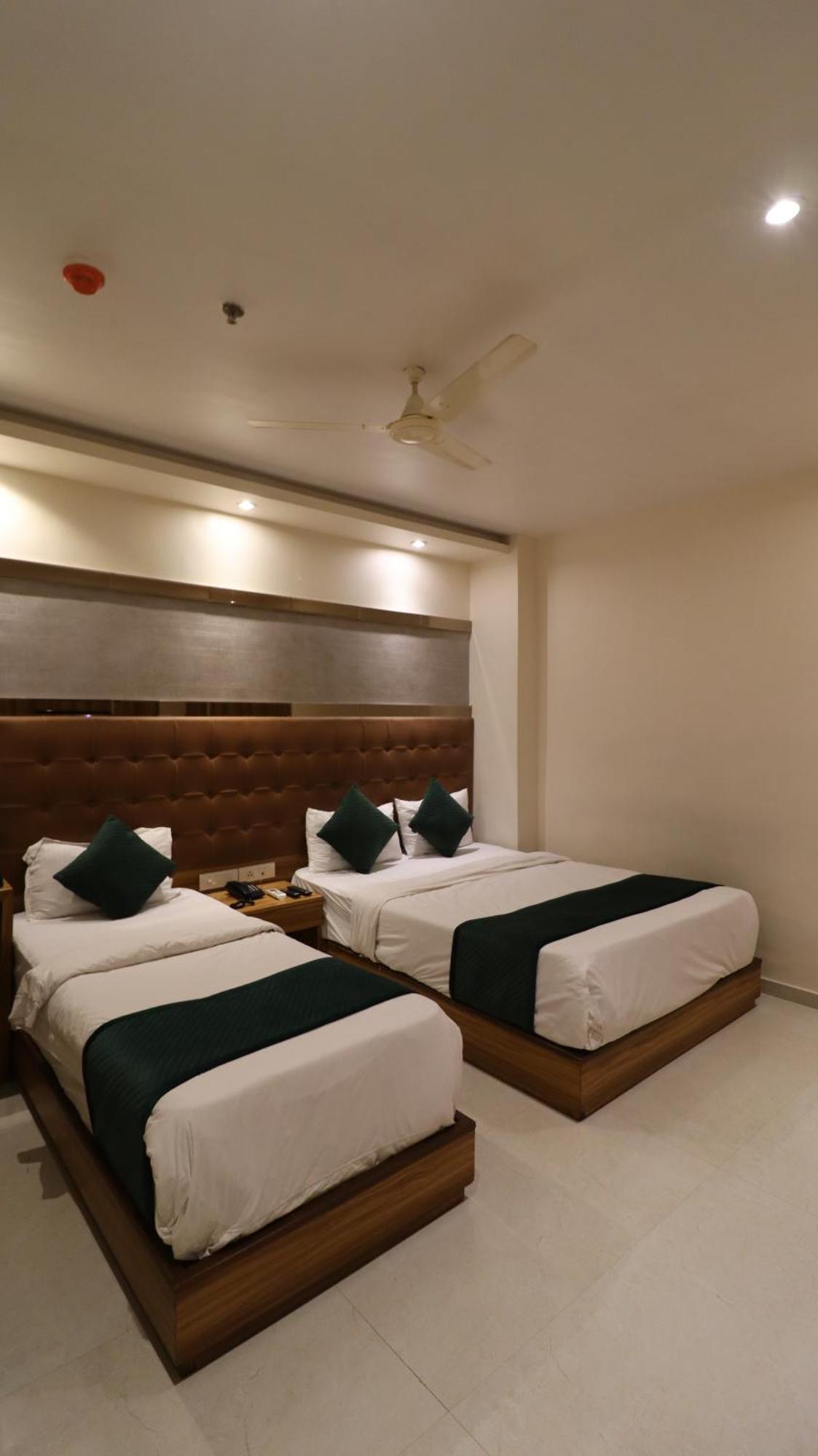 Hotel Bkc Garden - Near Us Embassy Bkc Bombaj Zewnętrze zdjęcie