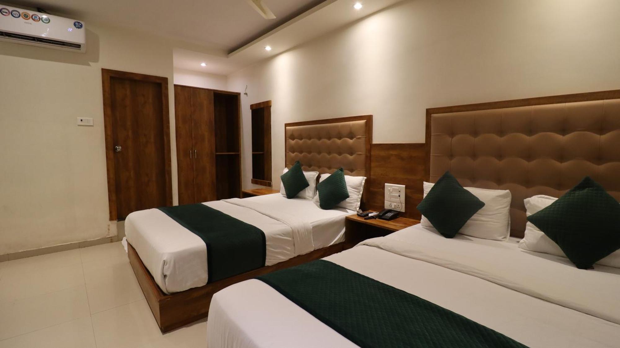 Hotel Bkc Garden - Near Us Embassy Bkc Bombaj Zewnętrze zdjęcie