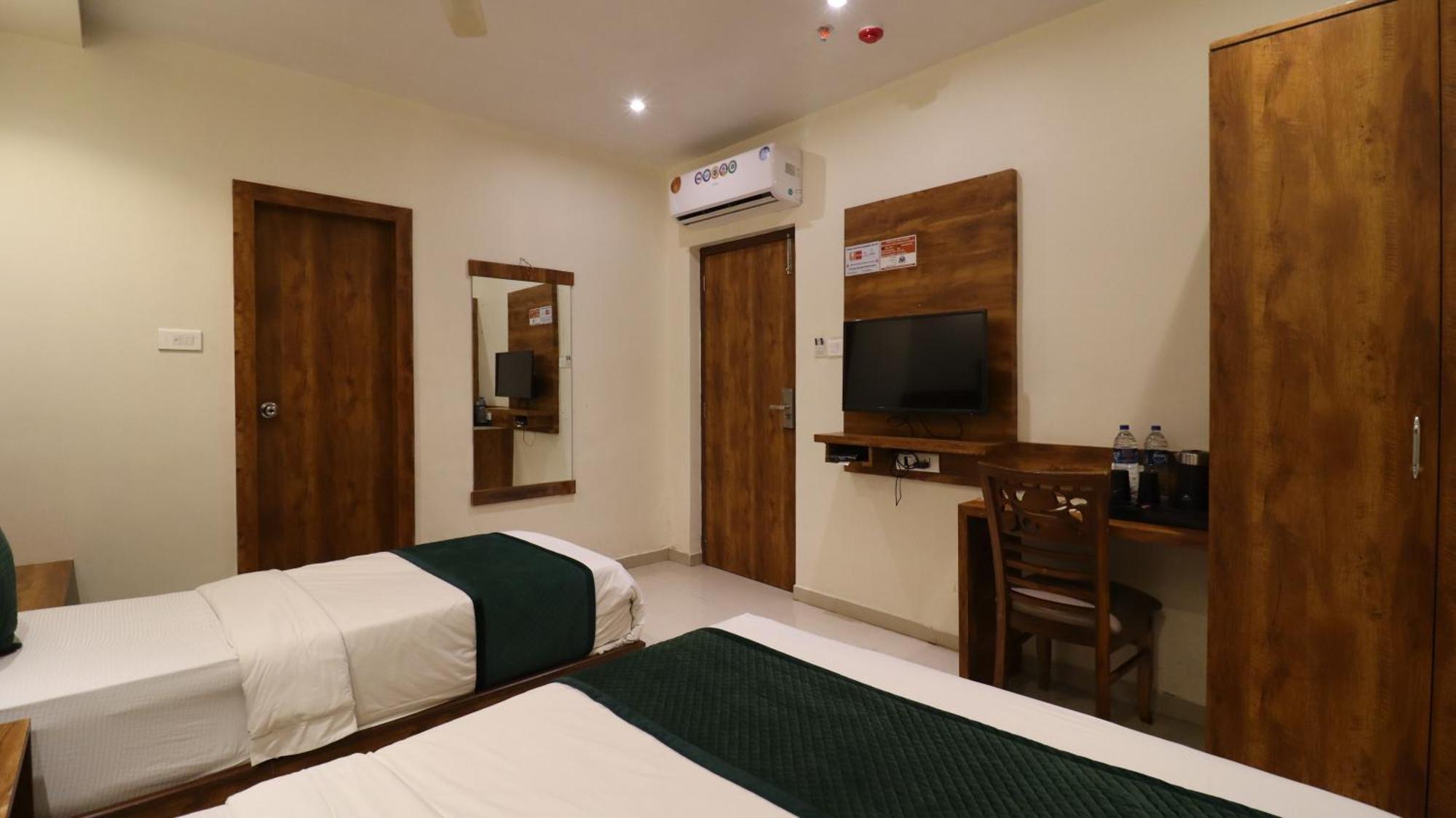 Hotel Bkc Garden - Near Us Embassy Bkc Bombaj Zewnętrze zdjęcie