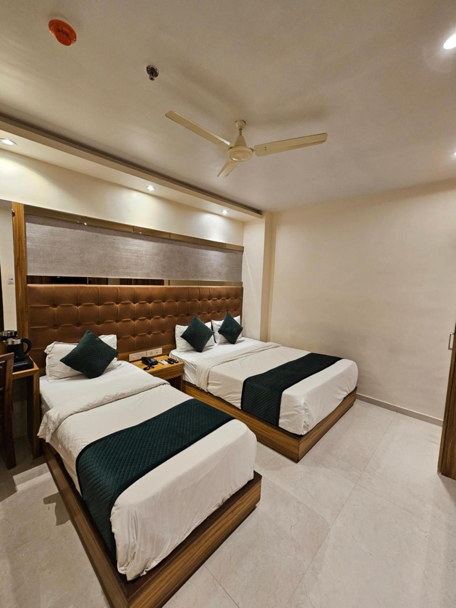 Hotel Bkc Garden - Near Us Embassy Bkc Bombaj Zewnętrze zdjęcie